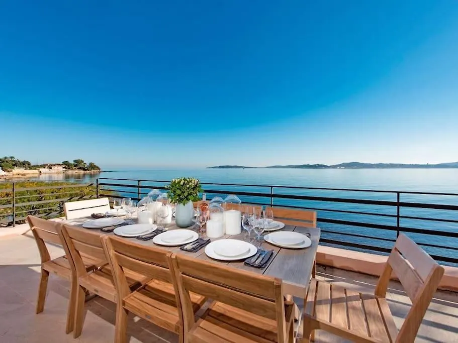 Propriete De Luxe En Bord De Mer Grimaud