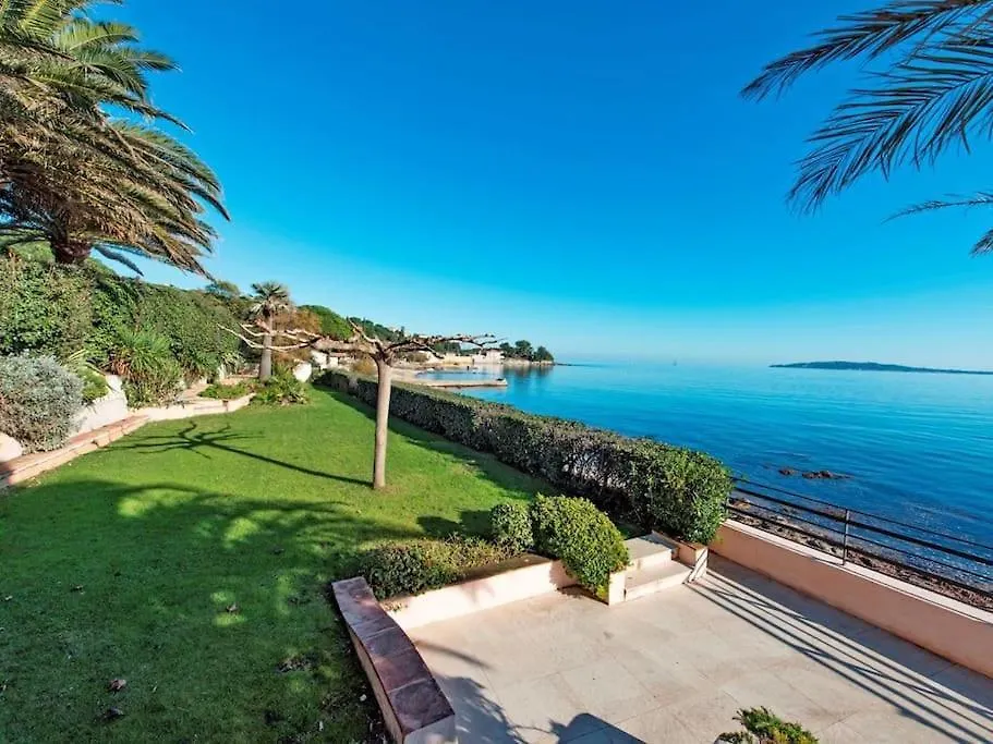 Propriete De Luxe En Bord De Mer Grimaud 0*,  France