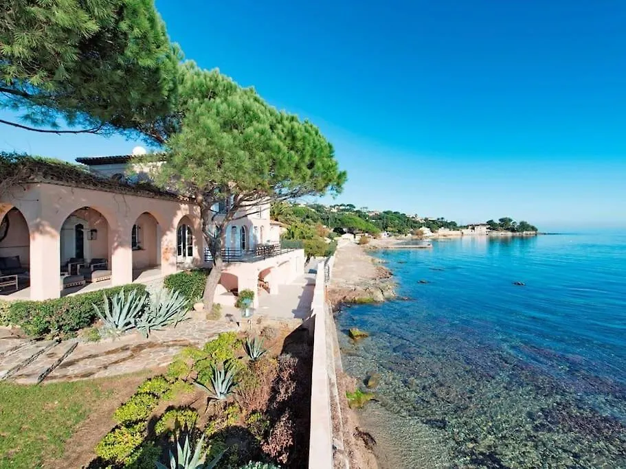 Propriete De Luxe En Bord De Mer Grimaud