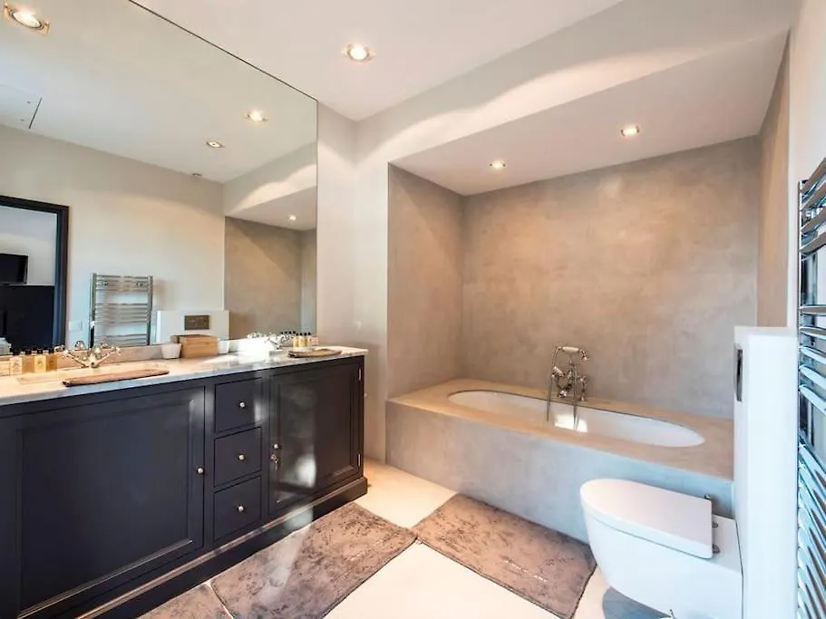 Propriete De Luxe En Bord De Mer Grimaud